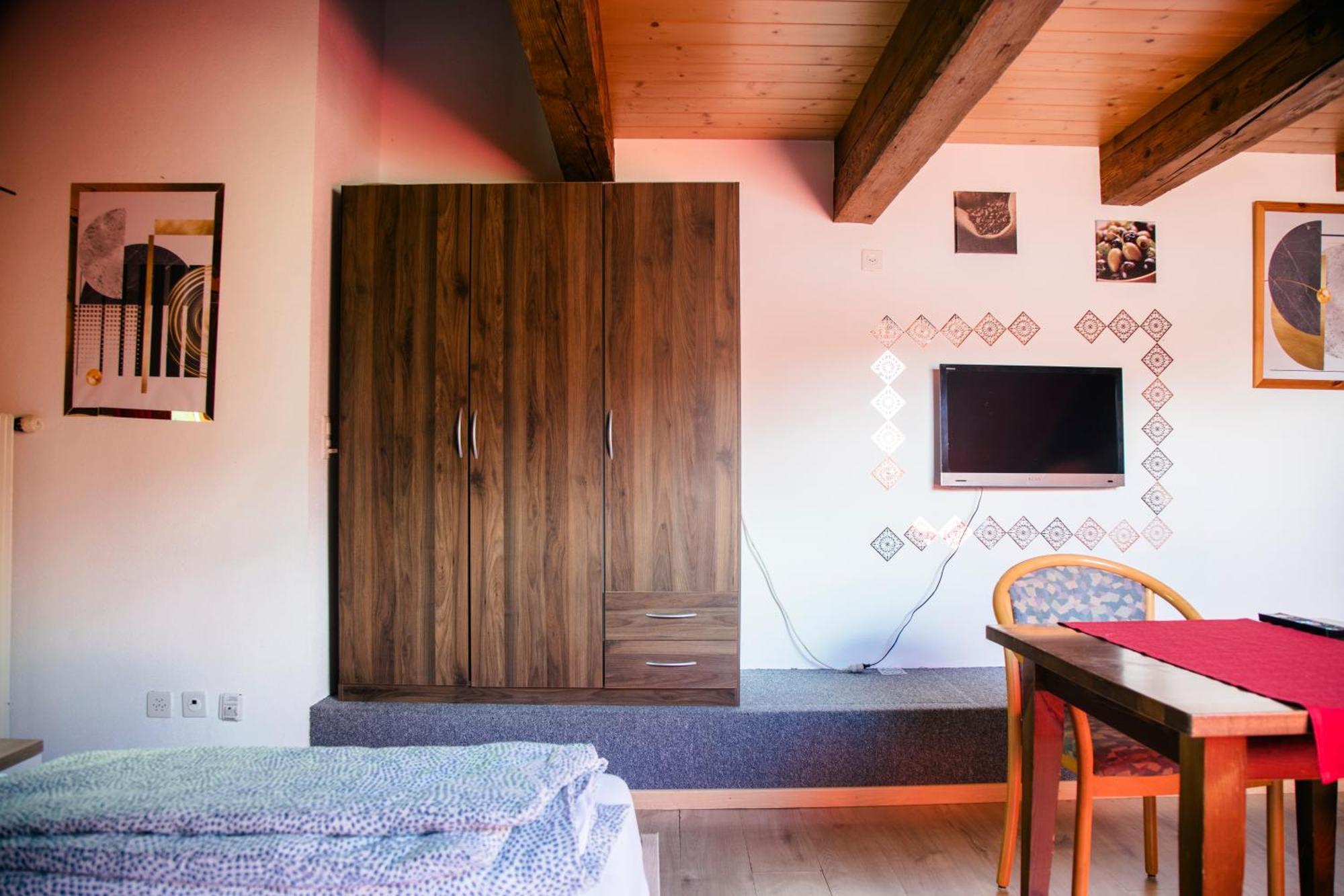 Au Bord Du Lac Därligen エクステリア 写真