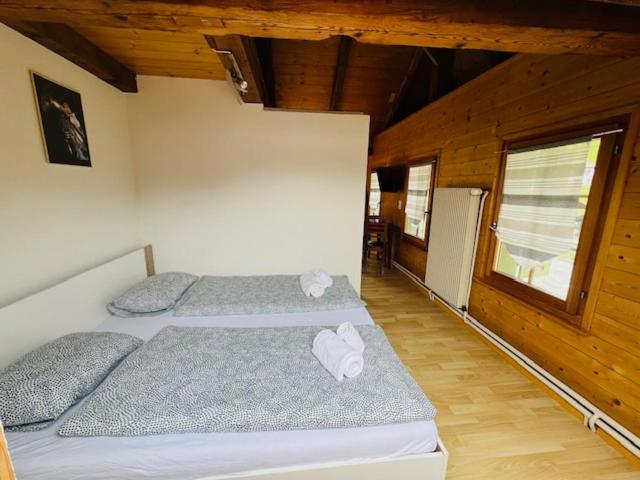 Au Bord Du Lac Därligen エクステリア 写真