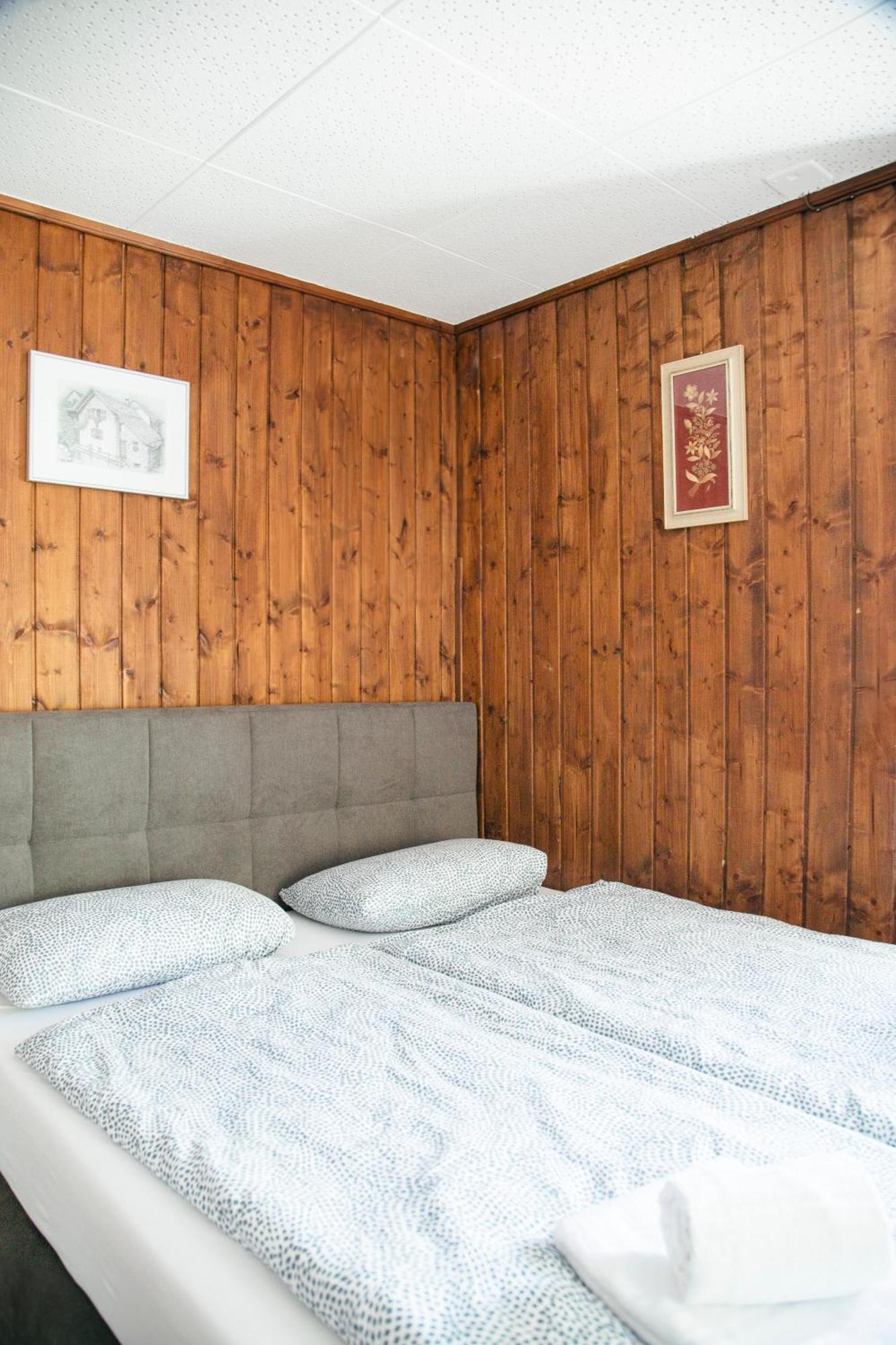 Au Bord Du Lac Därligen エクステリア 写真