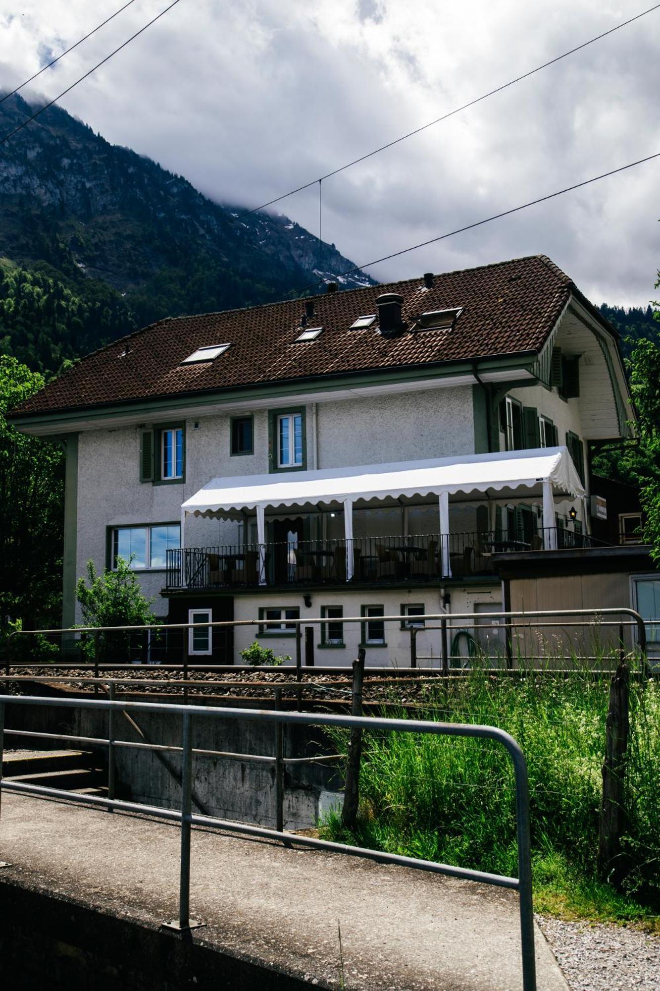Au Bord Du Lac Därligen エクステリア 写真
