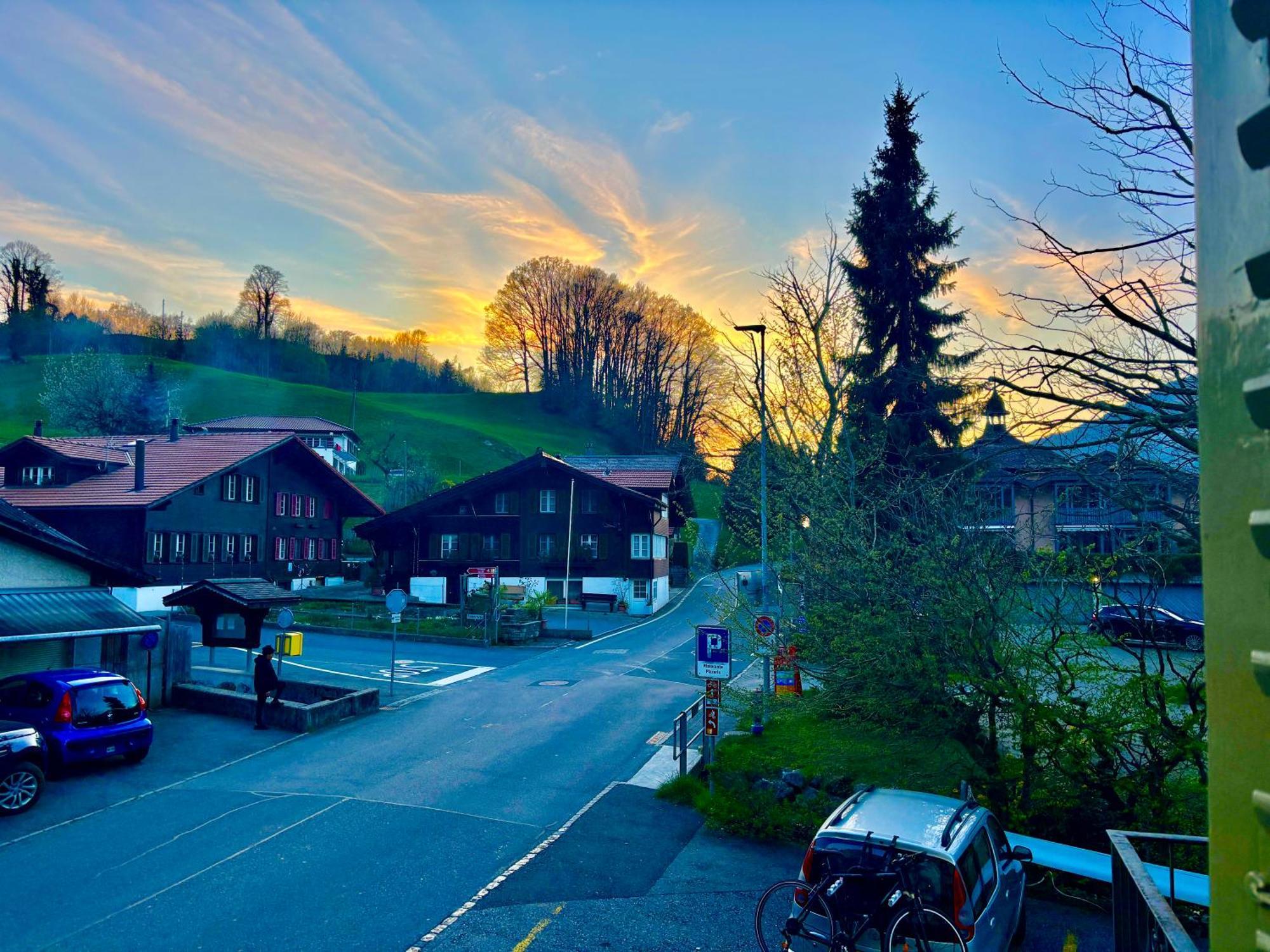 Au Bord Du Lac Därligen エクステリア 写真